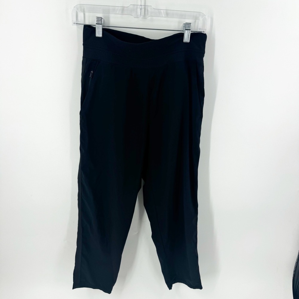 Athleta Womens Black Ribbed Waist Cropped Athletic Pants Size 8 Zipper Pockets